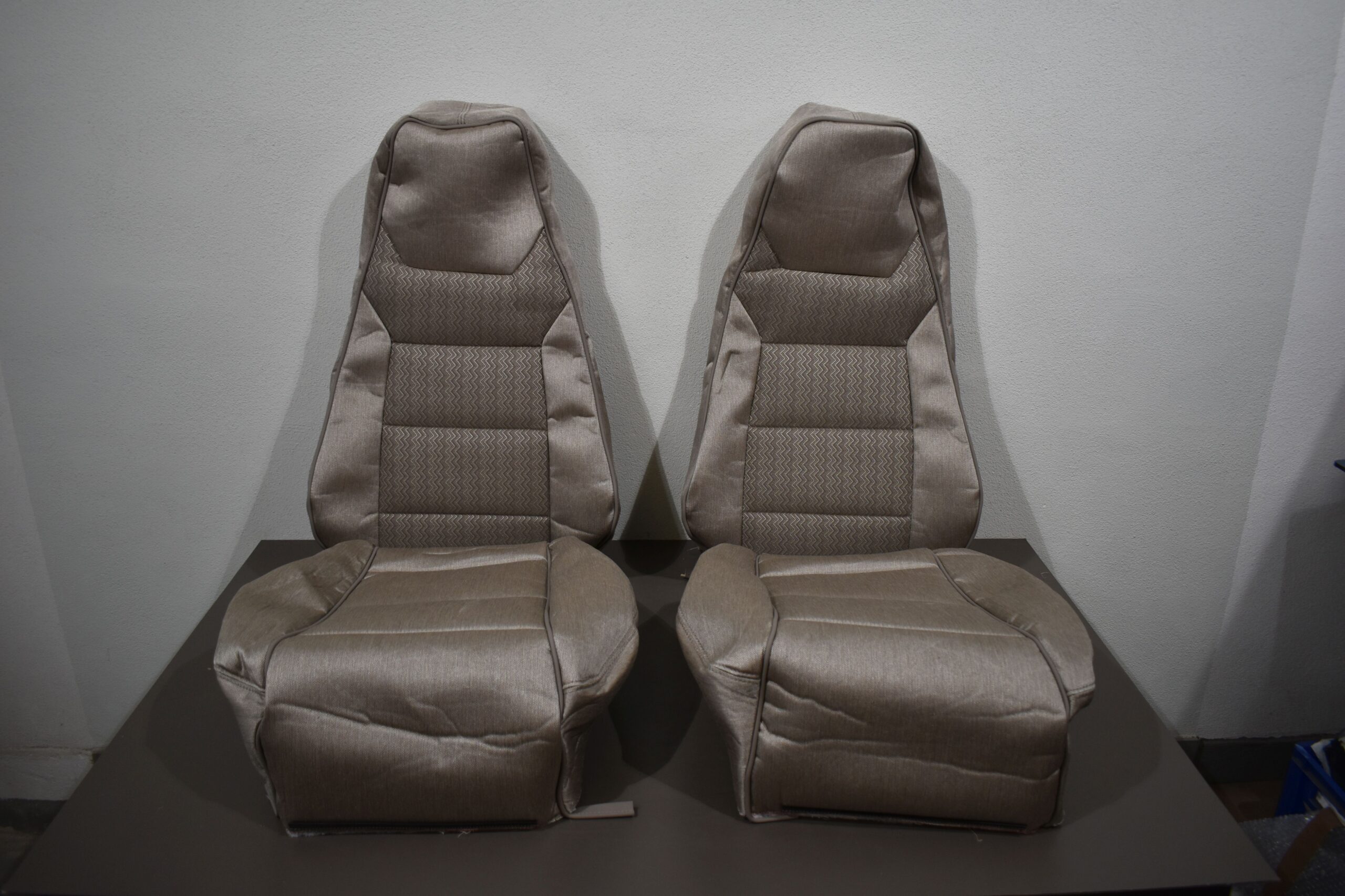 Hymer Sitzbezug-Set Fahrer und Beifahrer – Bild 2