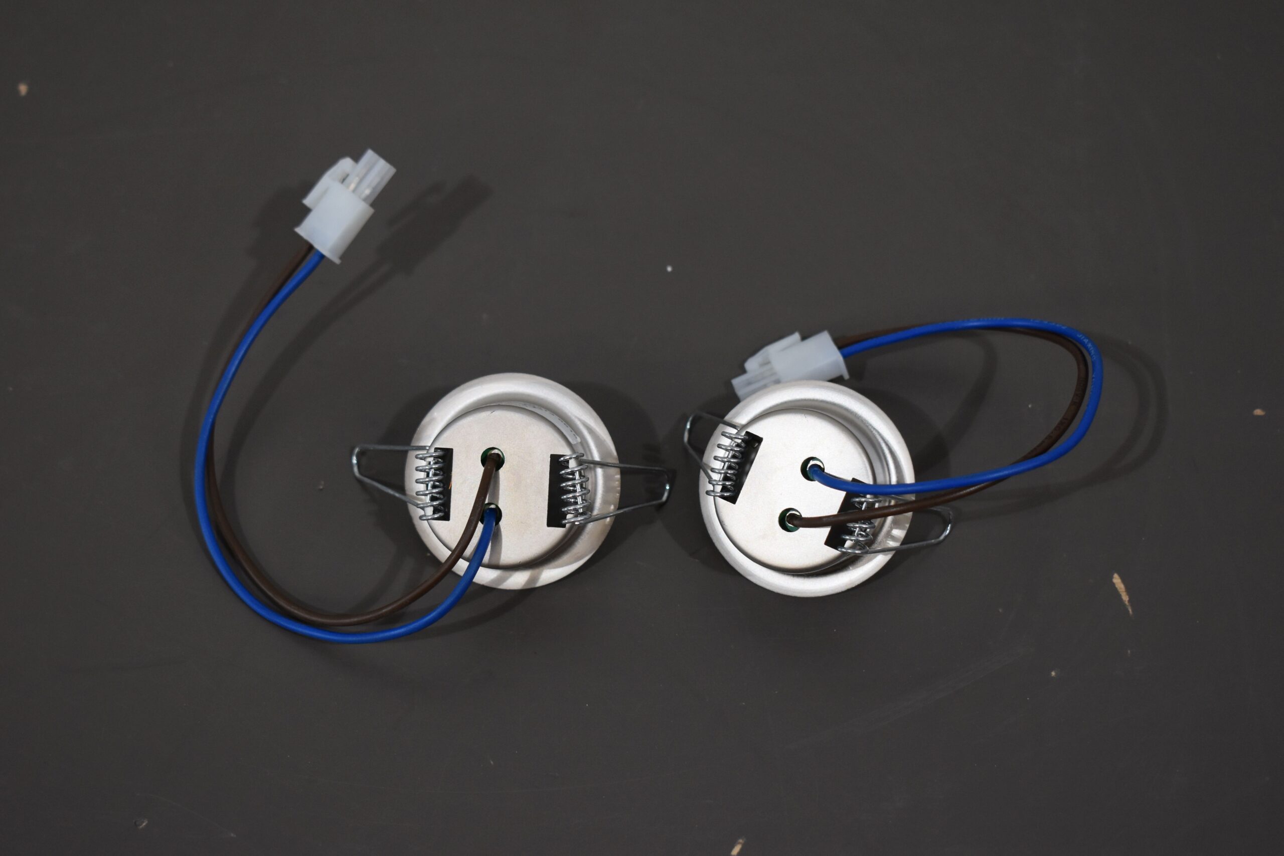 Dometic LED Einbaustrahler Halogenspot - 2er Set – Bild 4