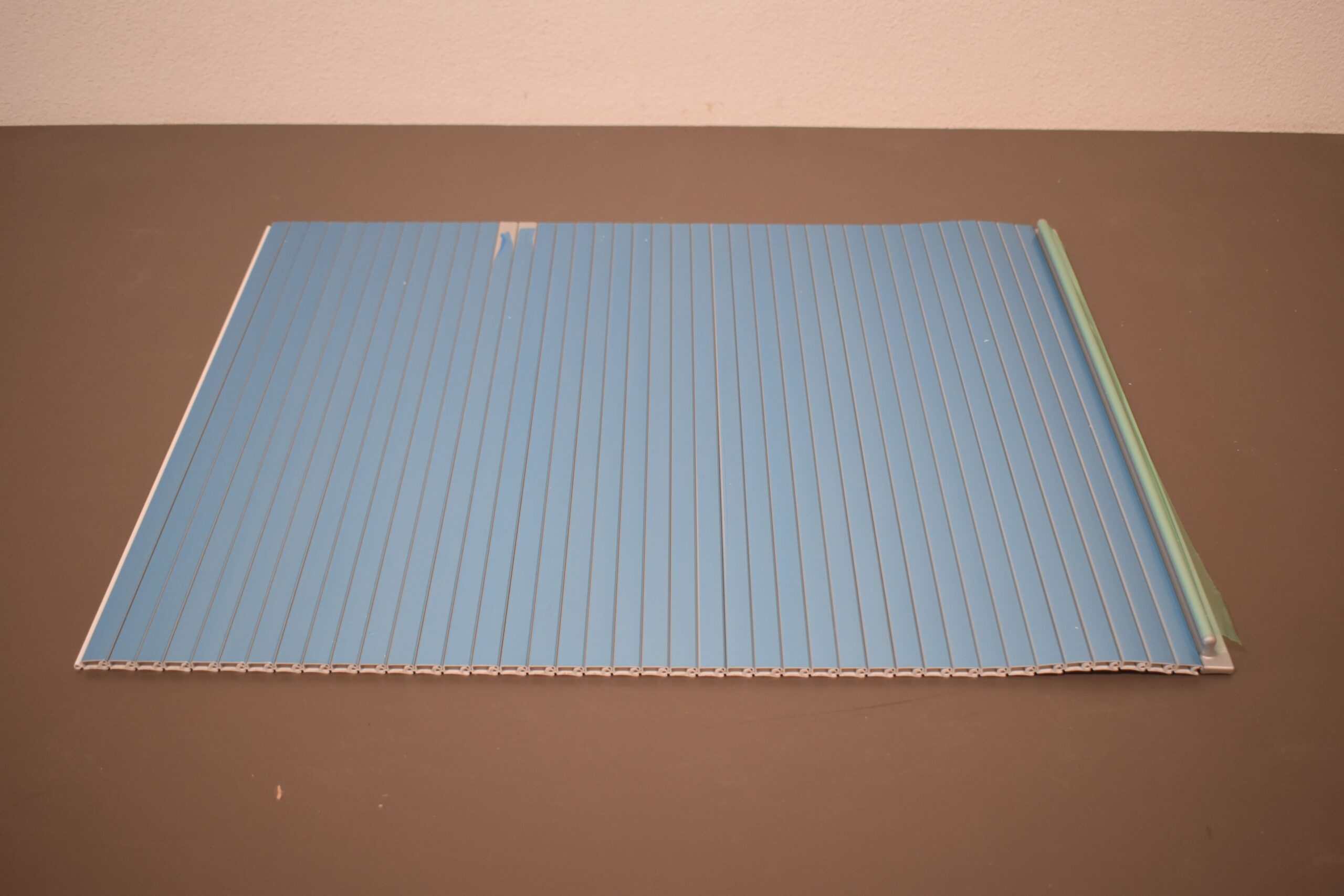 Rolladenmatte mit Griffleiste; Alu Metall, 508x657mm – Bild 3