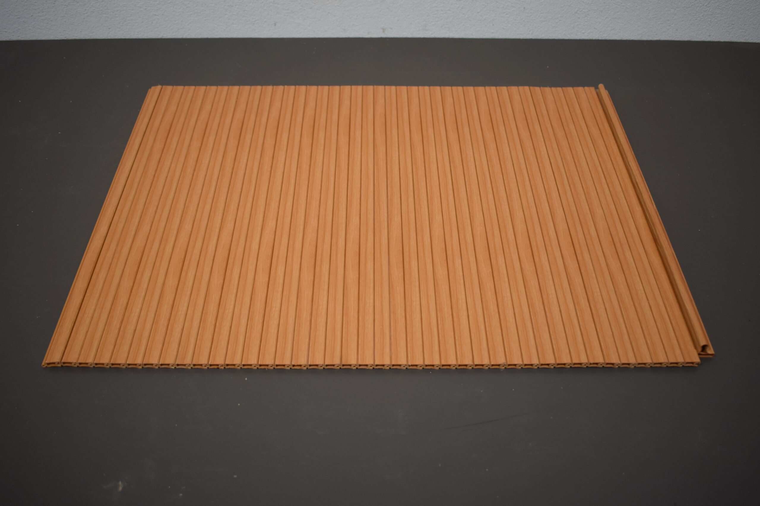 Rolladenmatte mit Griffleiste; 680x510mm – Bild 3