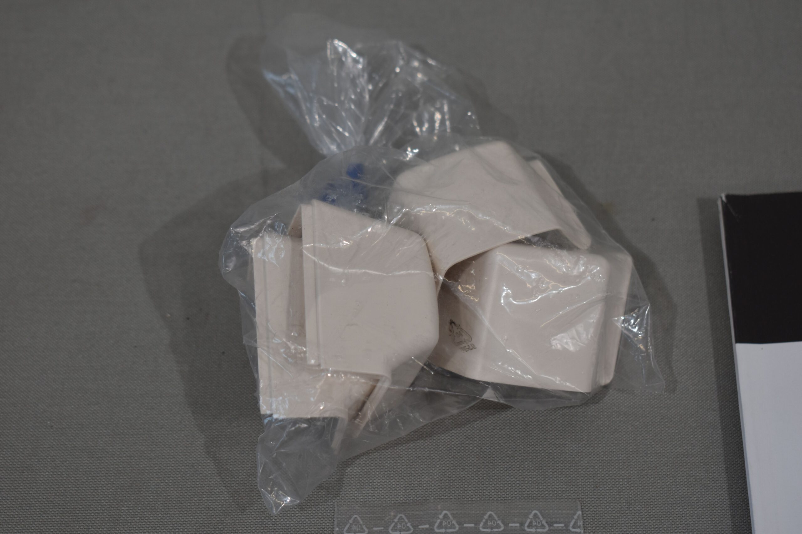 Dometic Mini-Doppel-Kassettenrollo DB1R 1580x630mm – Bild 7