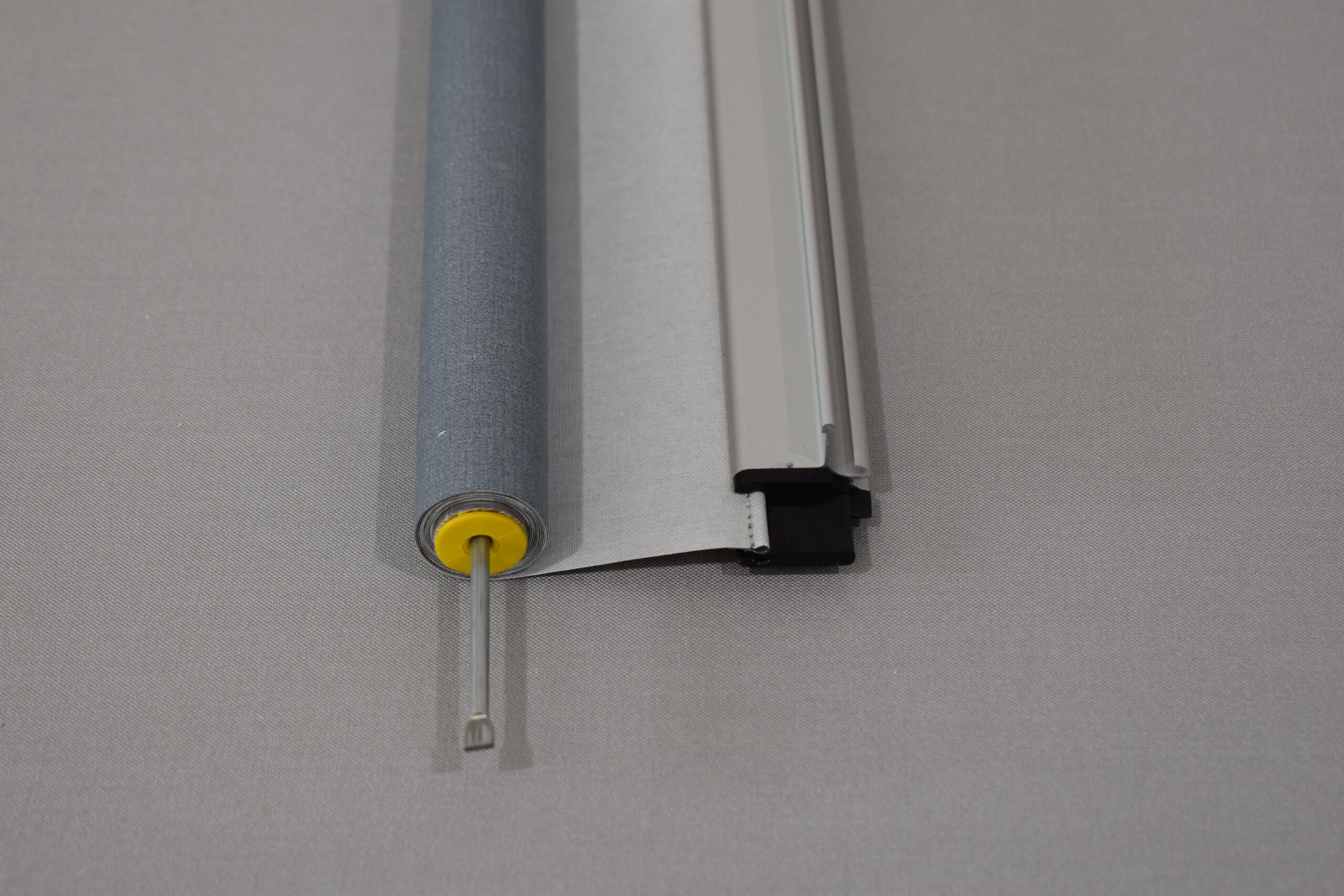 Verdunklungsrollo / Ersatzrollo 960x655mm – Bild 7