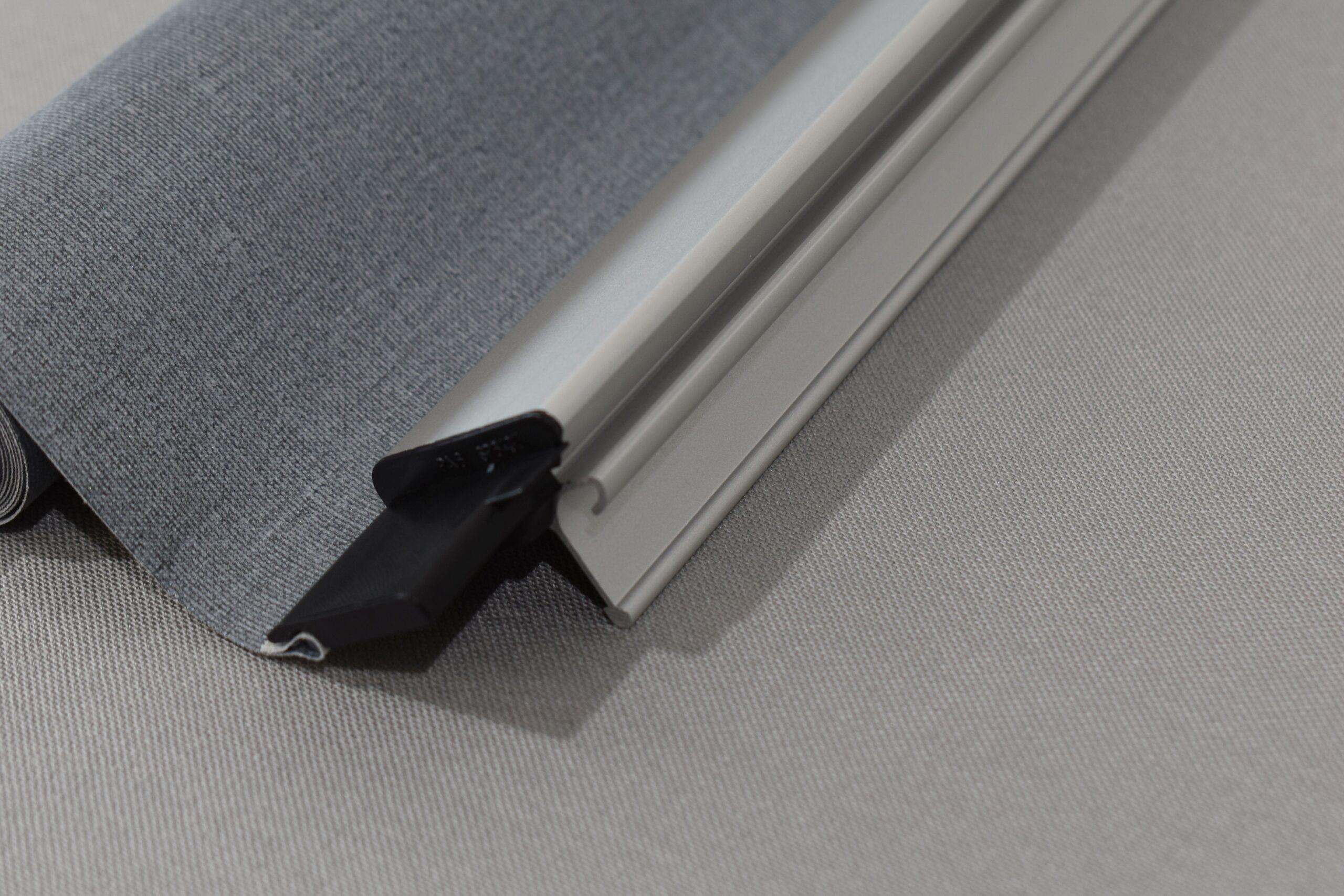 Verdunklungsrollo / Ersatzrollo 960x655mm – Bild 9