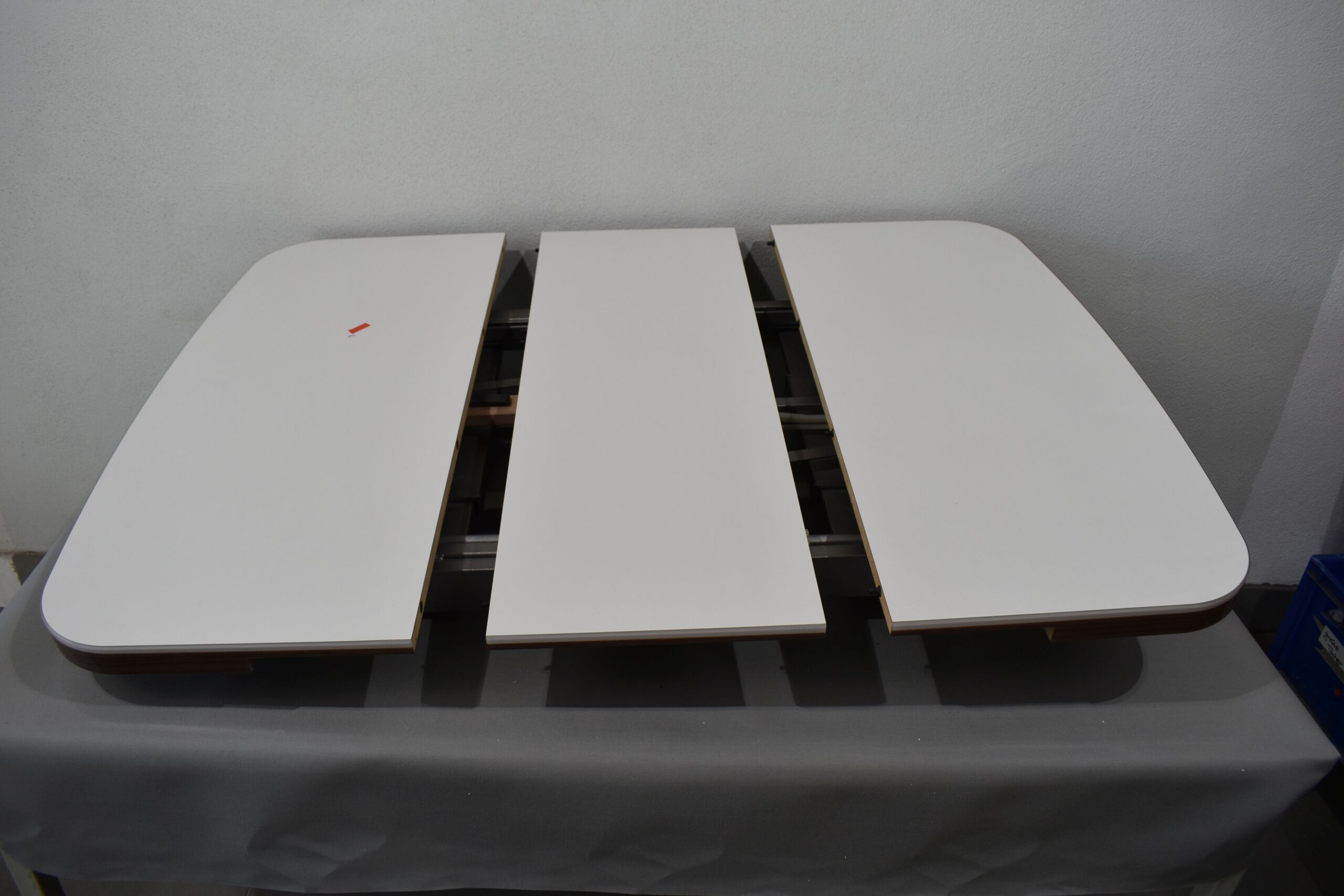 Tischplatte 40x870x800mm; weiß/dunkel braun – Bild 8