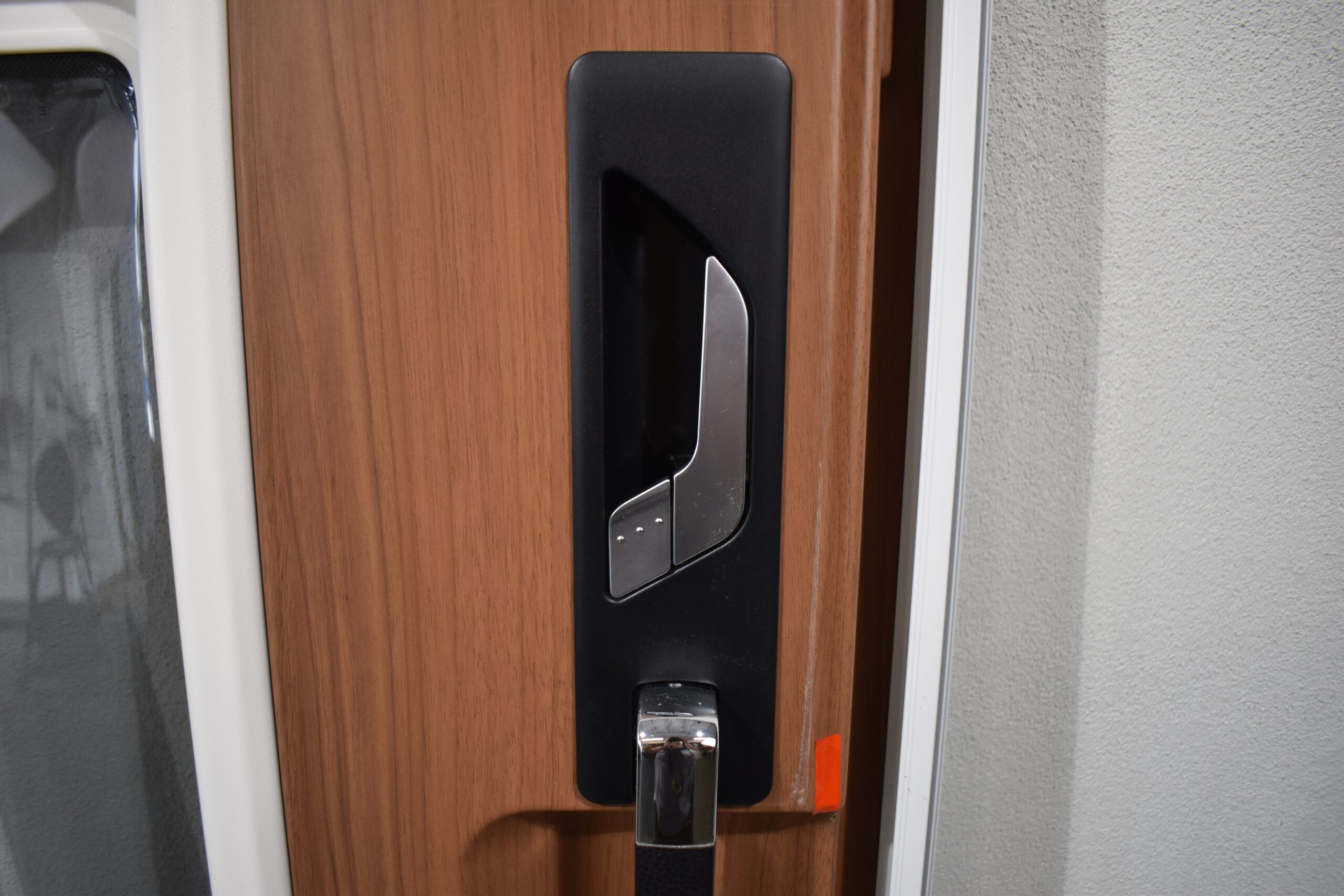 Niesmann und Bischoff Arto Tegos Aufbautür mit Rahmen; weiß/schwarz; 1820x615mm – Bild 14