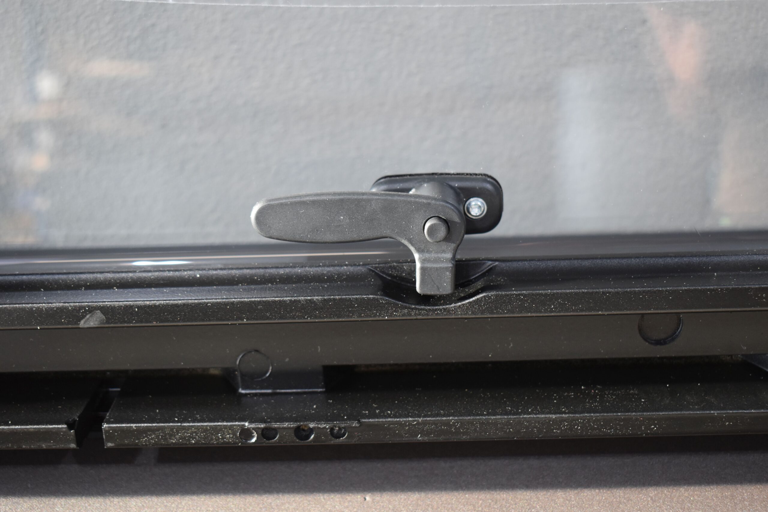 Dometic S4 Ausstellfenster mit Innenrahmen 1100x550mm – Bild 11