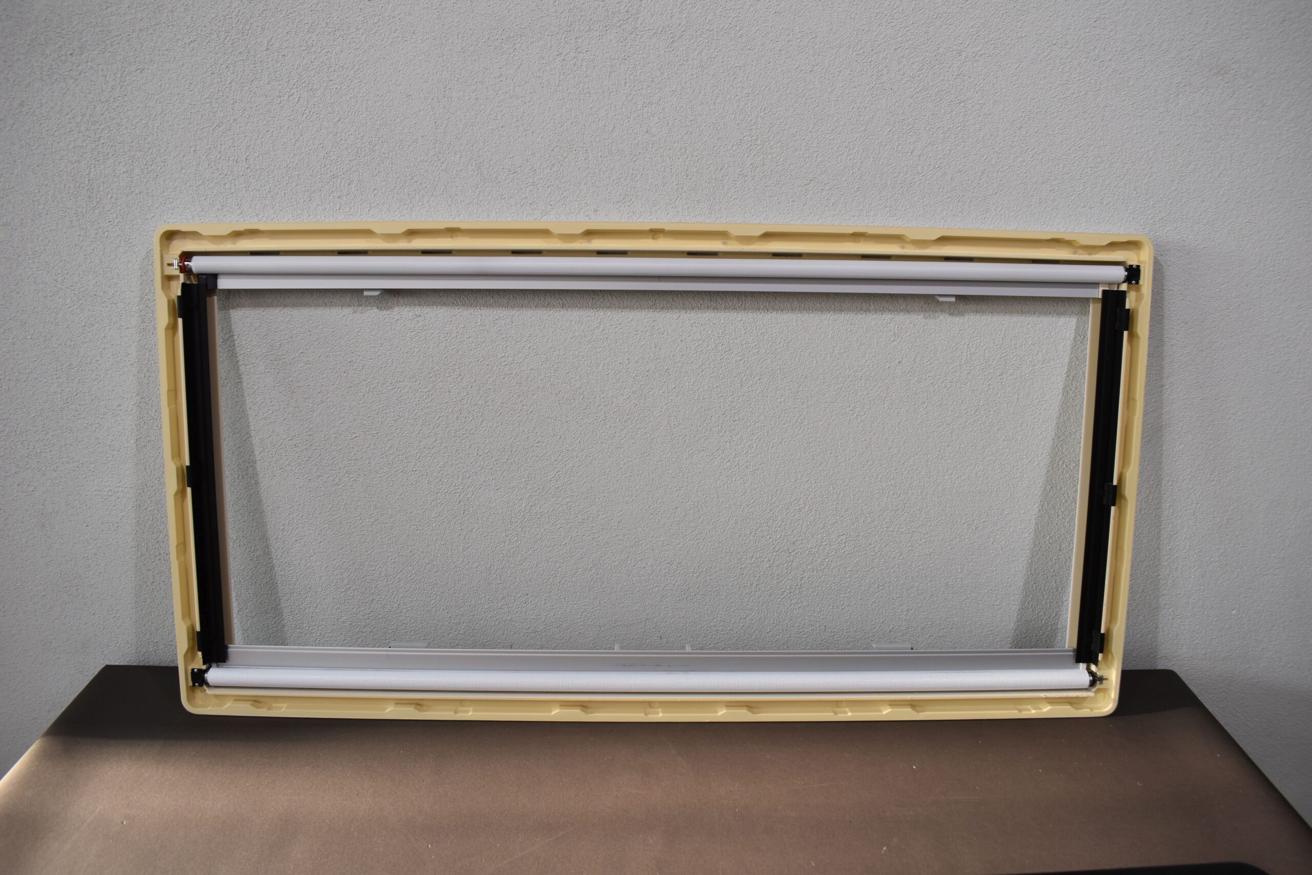 Dometic S4 Ausstellfenster mit Innenrahmen 1100x550mm – Bild 12