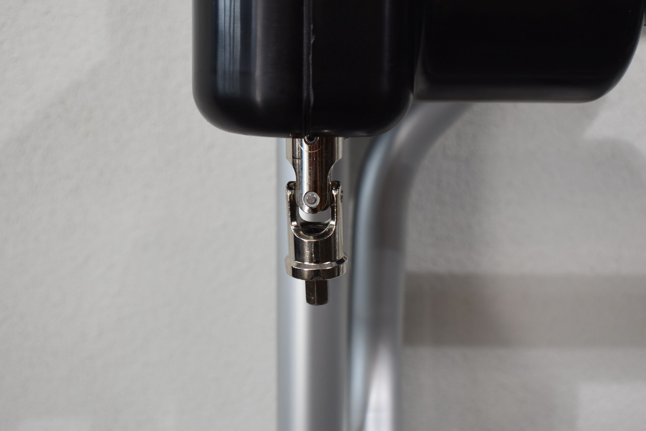 Fiamma Carry Bike Lift77 E-Bike – Bild 5