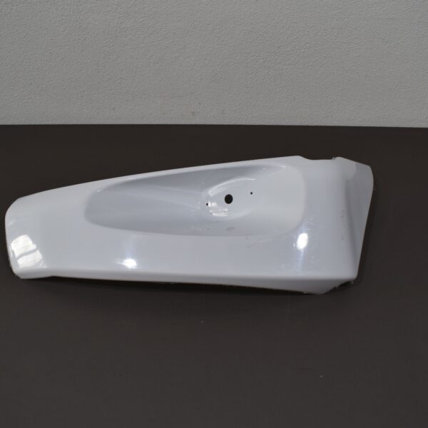 Alternative view of Eckverkleidung Bug rechts unten W51