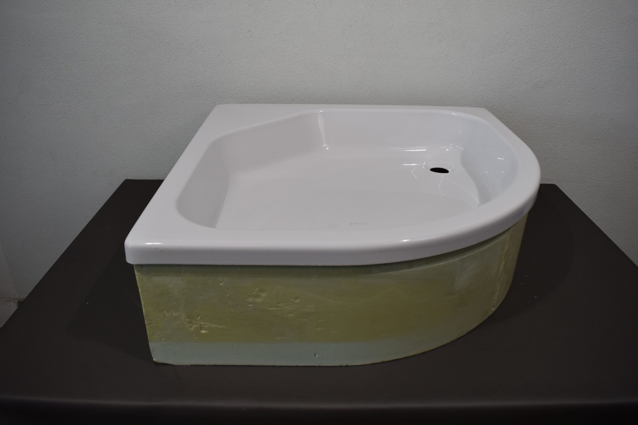 Niesmann und Bischoff Hymer Rundduschwanne DOMO80 weiß – Bild 4