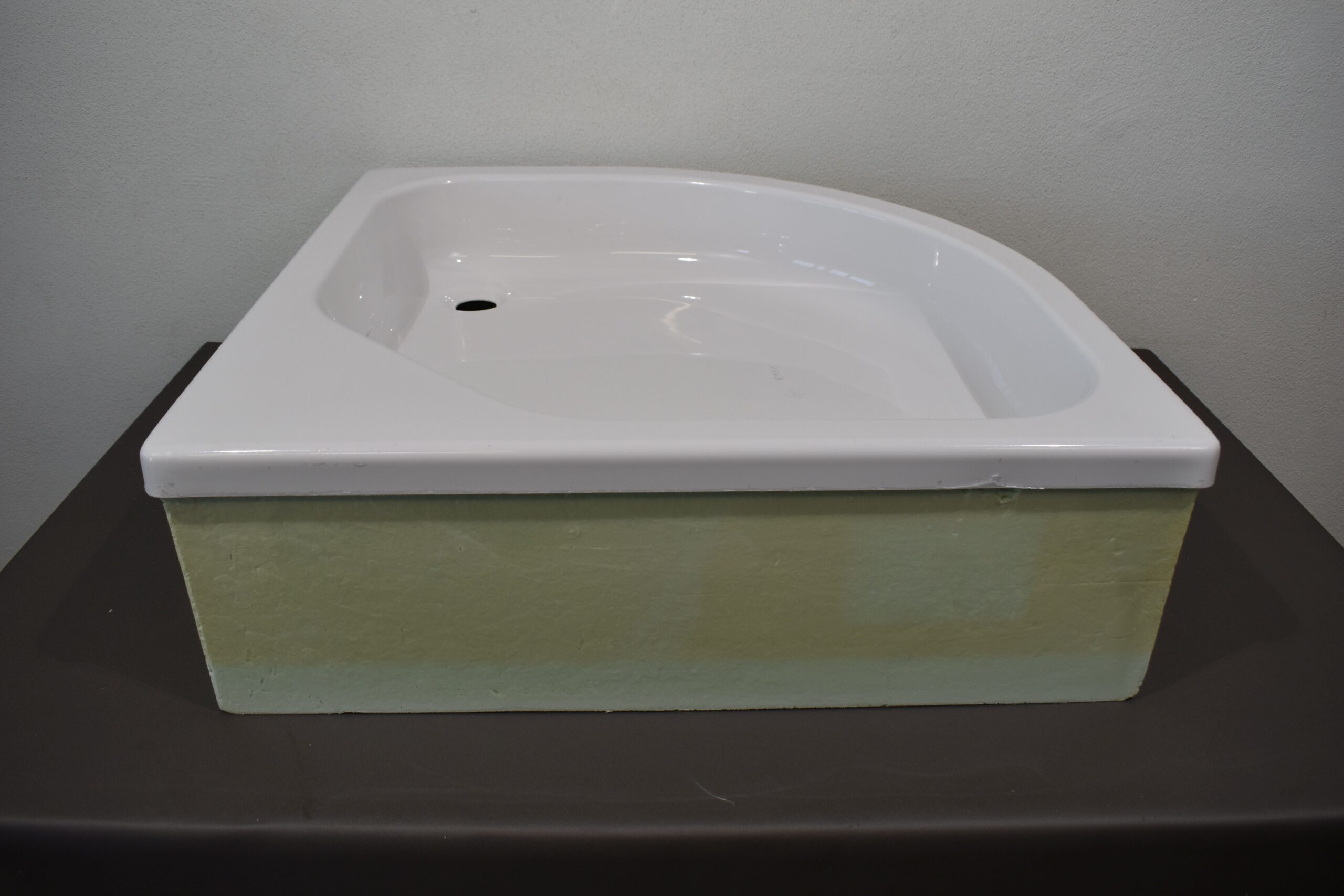 Niesmann und Bischoff Hymer Rundduschwanne DOMO80 weiß – Bild 5