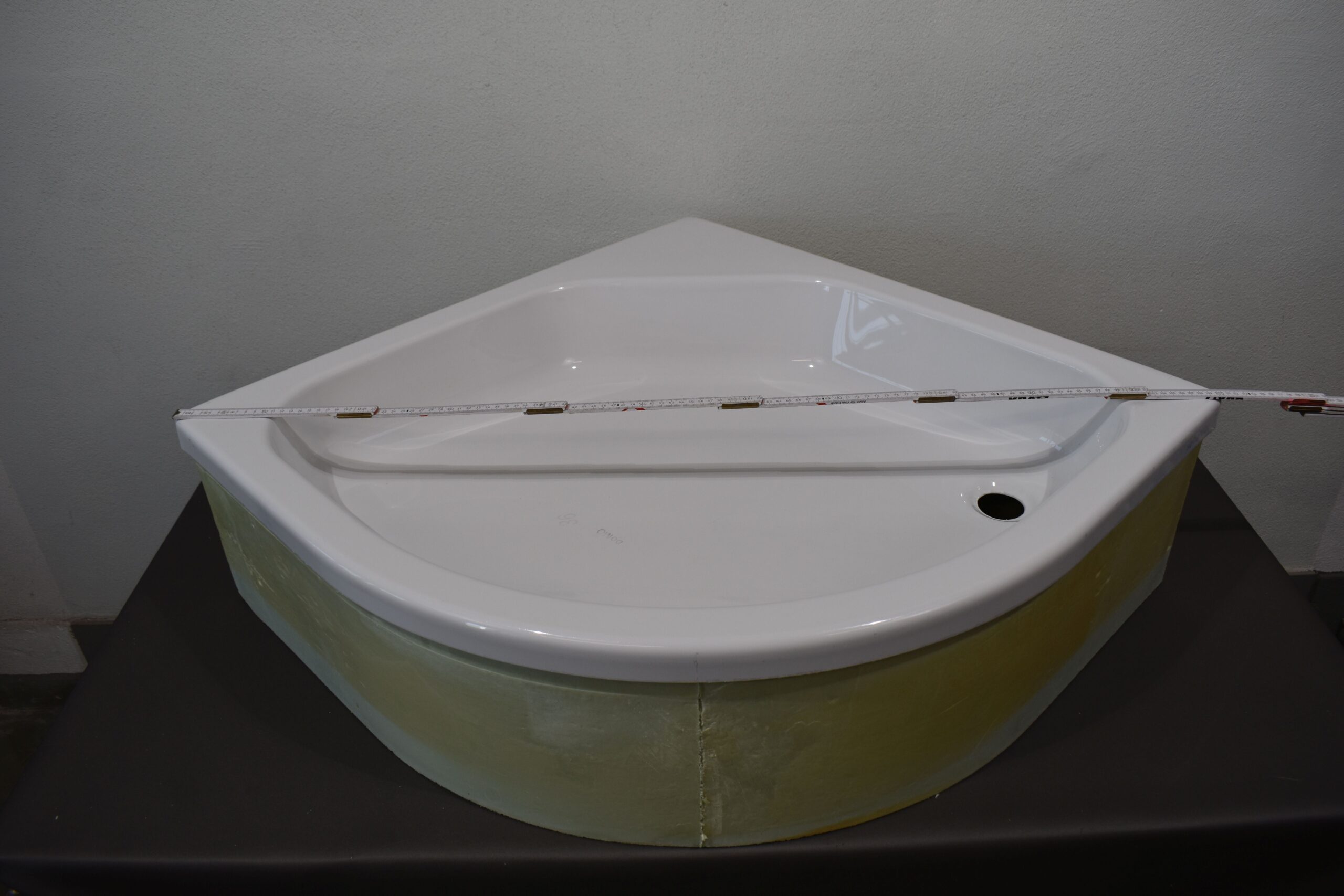 Niesmann und Bischoff Hymer Rundduschwanne DOMO80 weiß – Bild 8