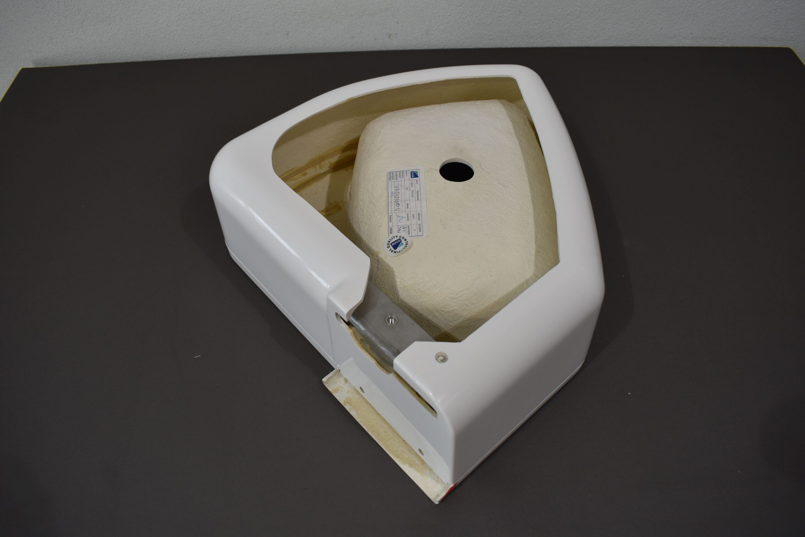 Niesmann und Bischoff Hymer Waschbecken – Bild 16