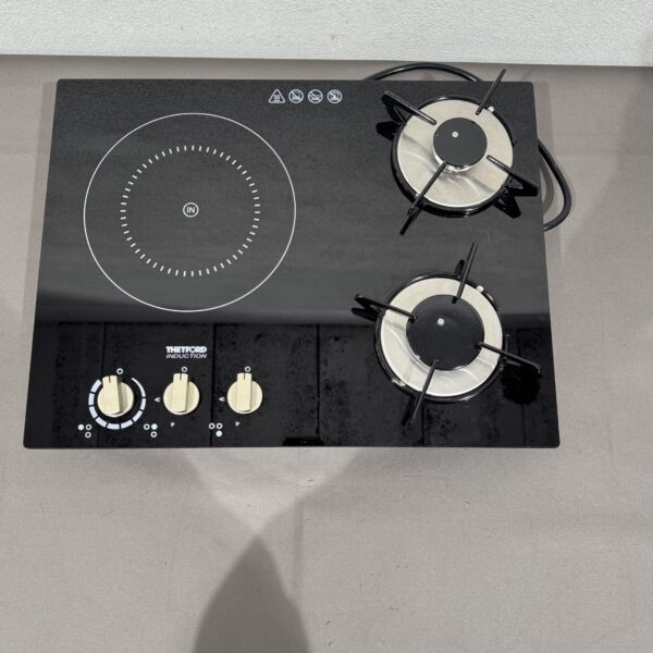 Alternative view of Thetford Gaskocher mit Induktionsfeld SHB981XX