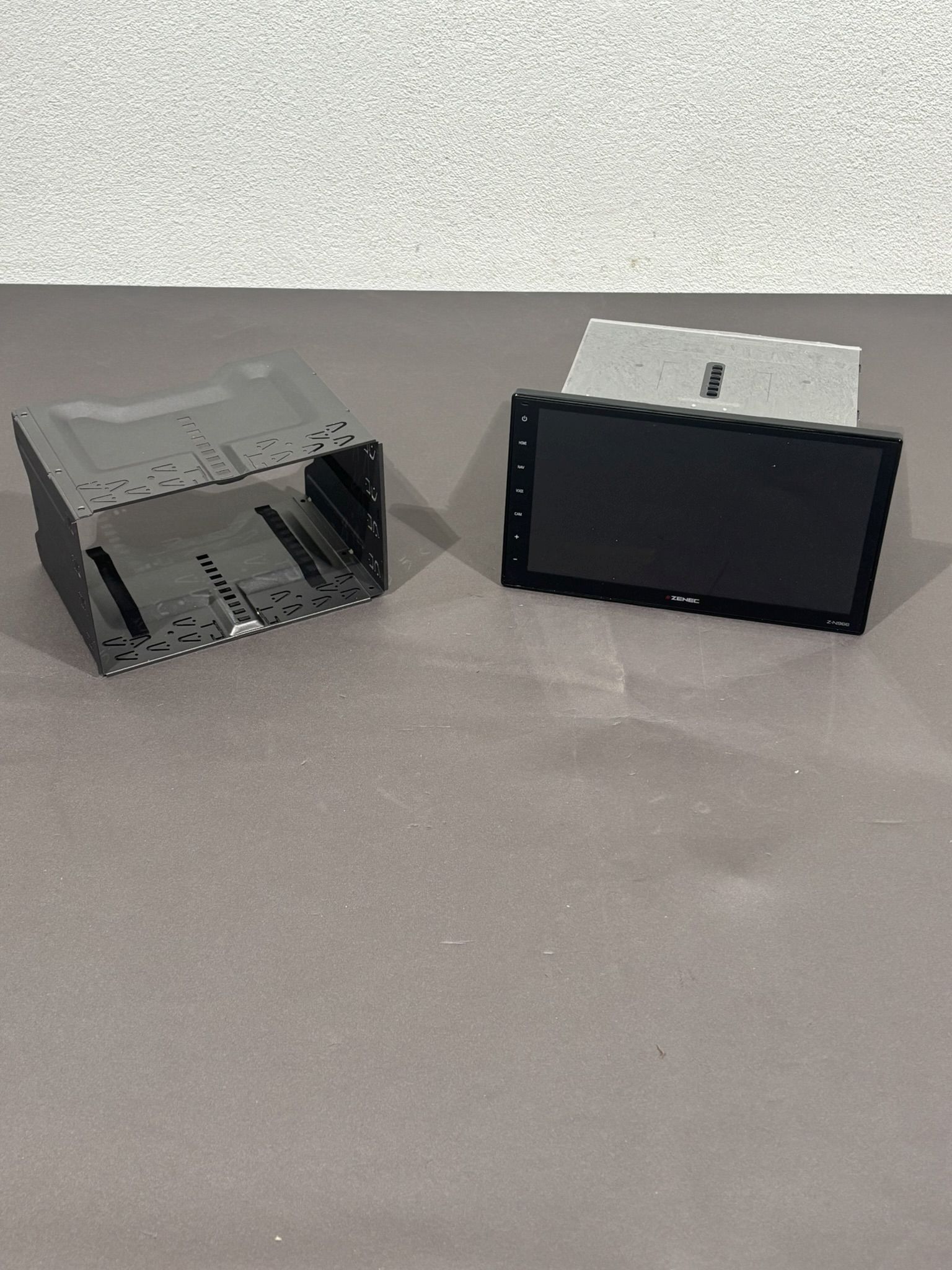 Zenec Navigationssystem Z-N966 – Bild 2