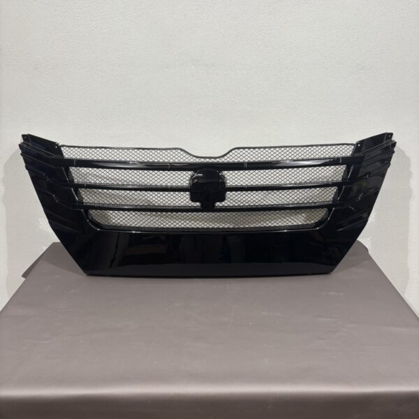 Alternative view of Niesmann+Bischoff Kühlergrill NB40