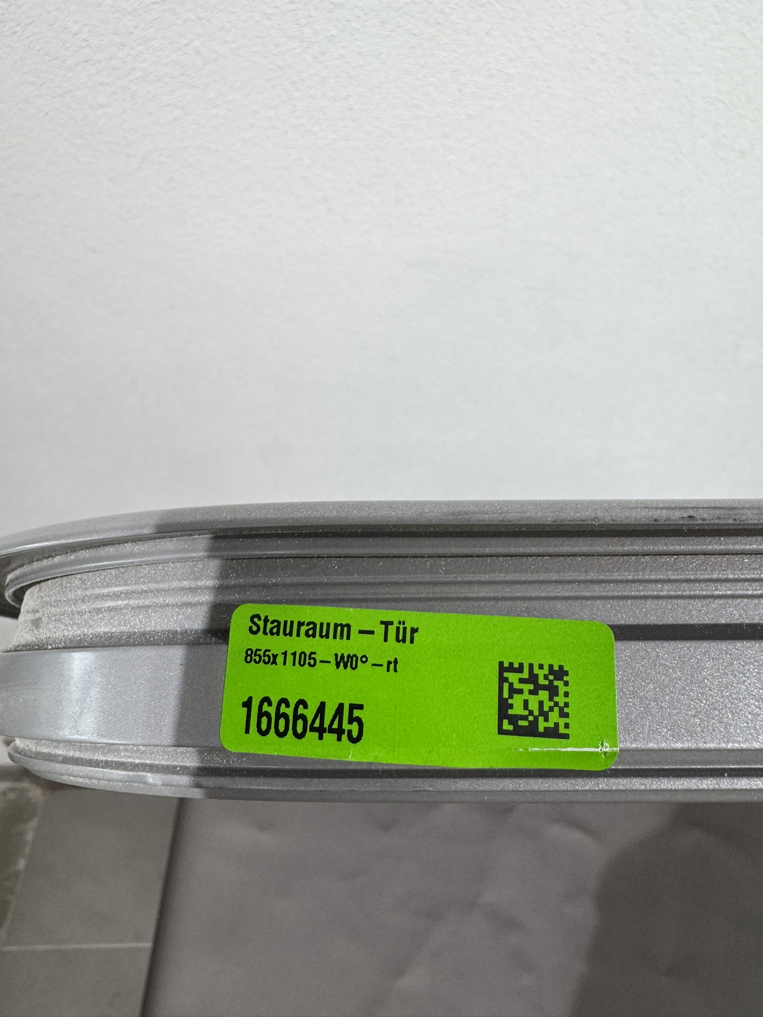 Serviceklappe Wohnmobil weiß/grau 113x88cm – Bild 3