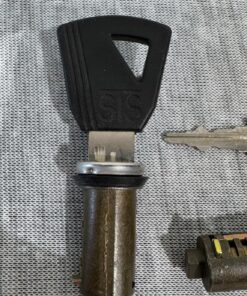 Wohnmobil Schließzylinder und Schlüssel 3925 für STS (25 Zylinder 26 Schlüssel)